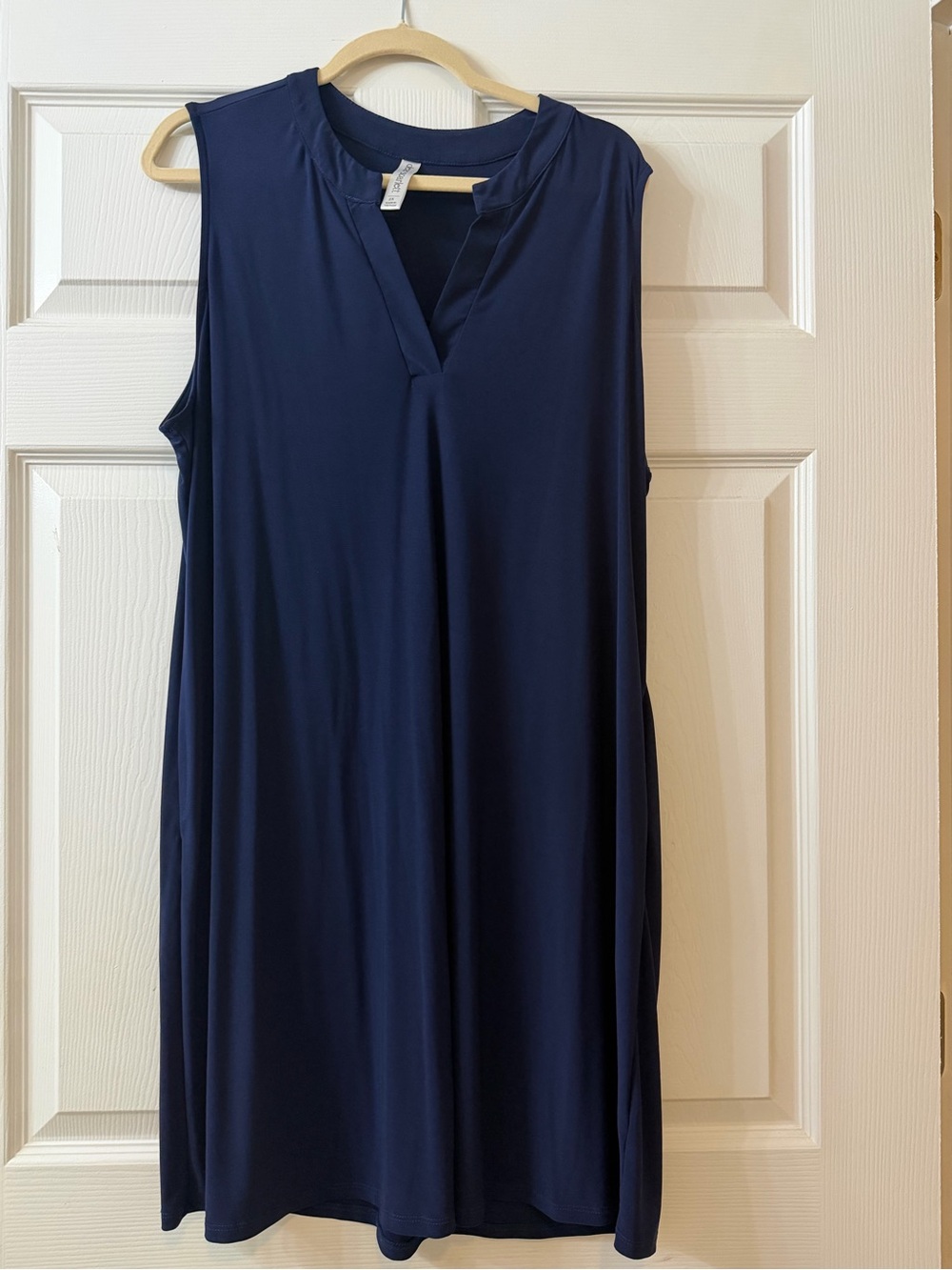 Sleeveless Navy Midi Dress - Classic V-Notch Style